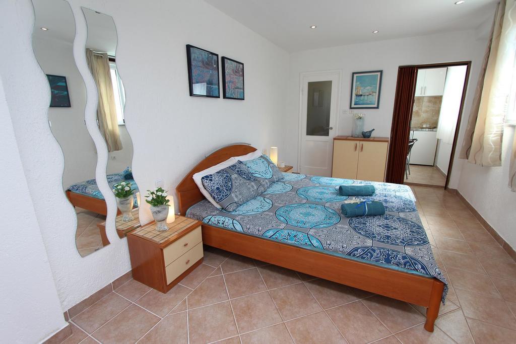 Studio Sea Rovinj Bagian luar foto
